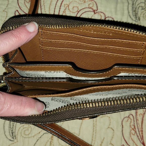 Small MK wristlet w/ card slots. - Picture 2 of 2